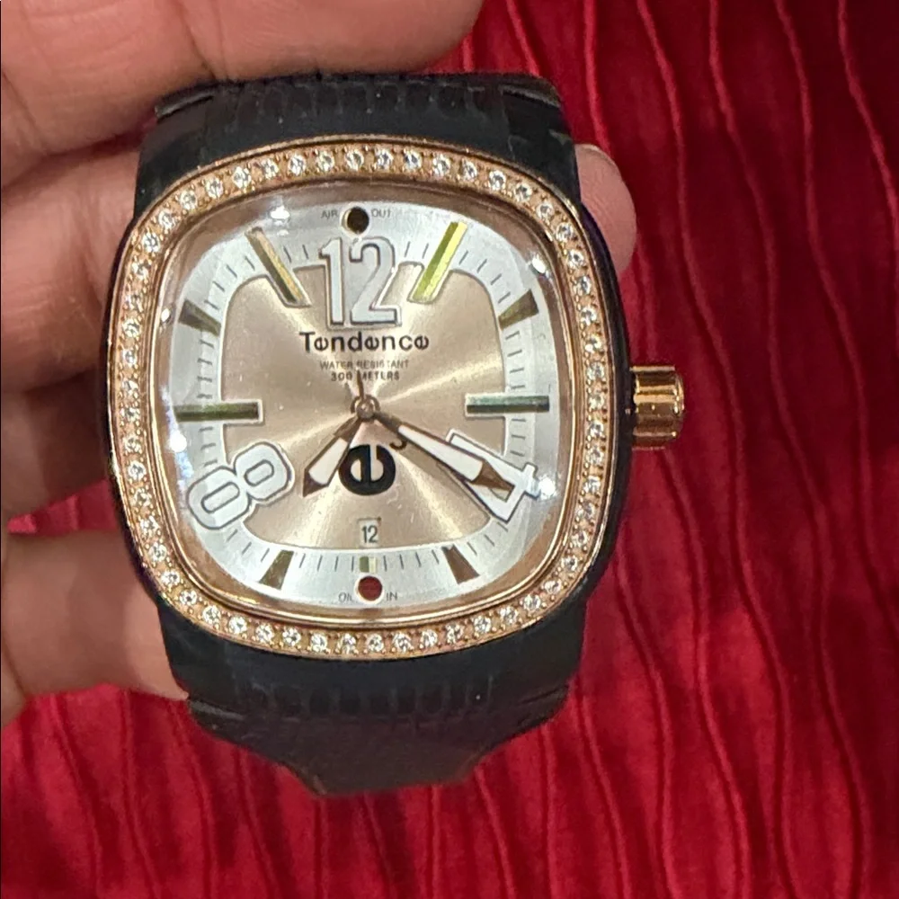 Black and Gold Women's Watch water resistant